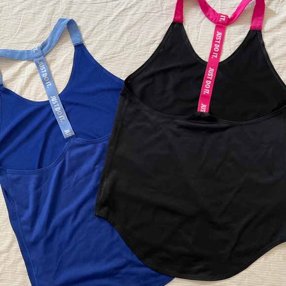 Lot of 2 Nike Elastic Just Do It Workout Racerback Tanks Women's Size Small - Picture 3 of 4